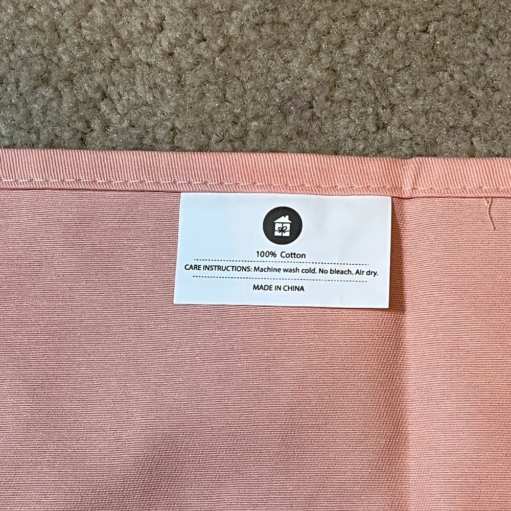 NEW set of 4 peach linen napkins 100% cotton
